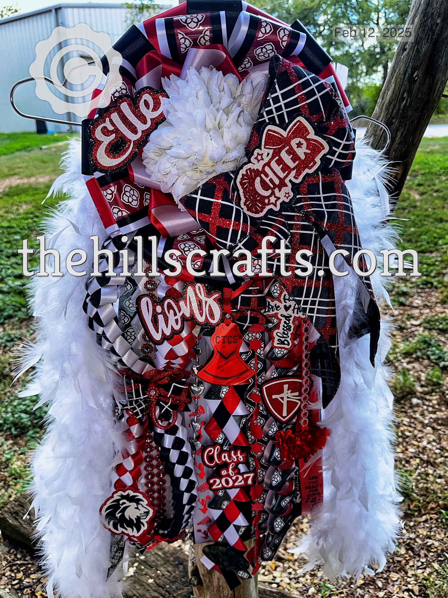 Regal Glamour - Homecoming Mum
