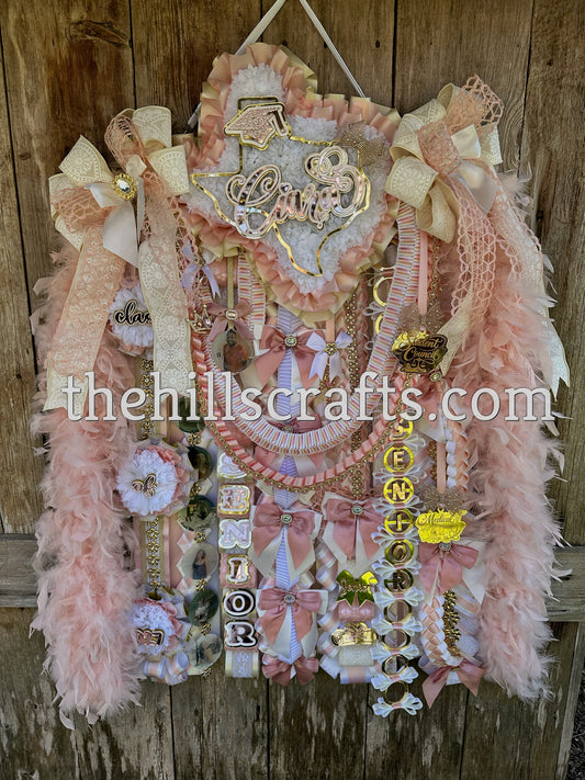 The Texas - Homecoming Mum