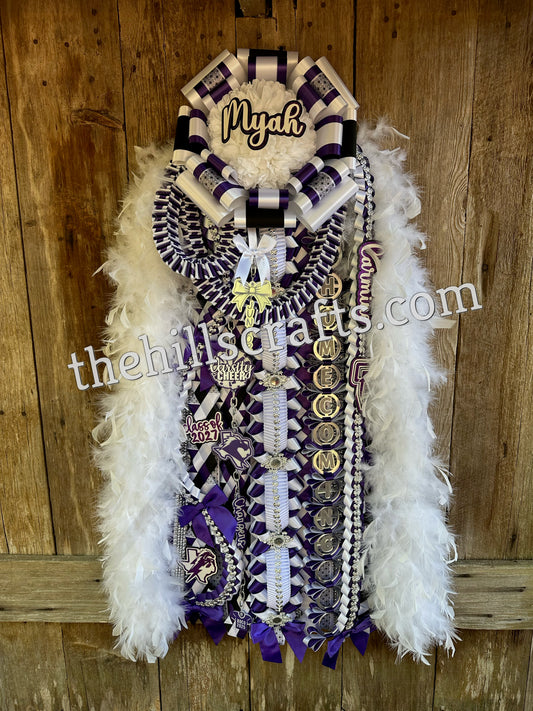 Majestic Jubilee - Homecoming Mum