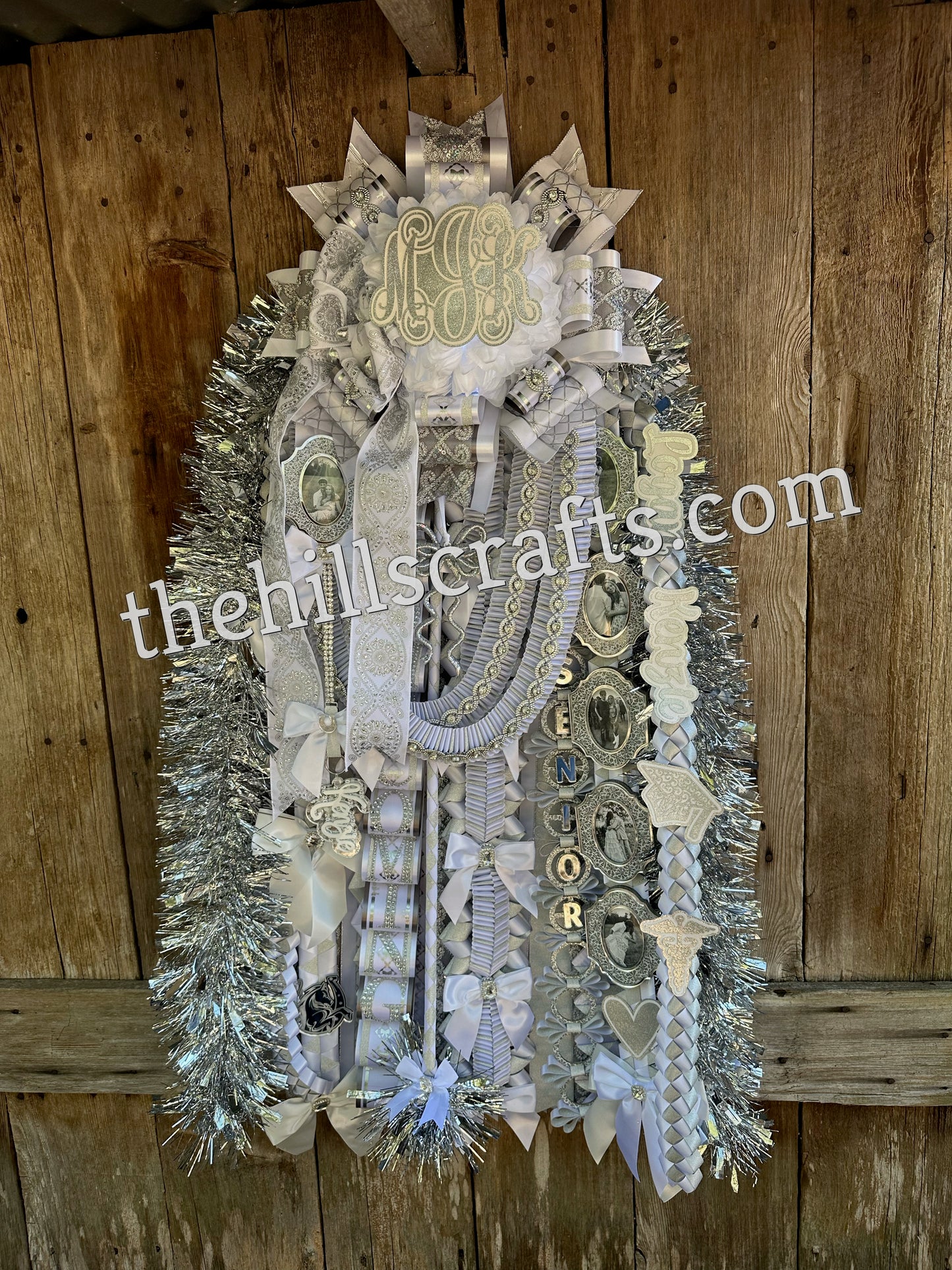 Diamond Diva - Homecoming Mum