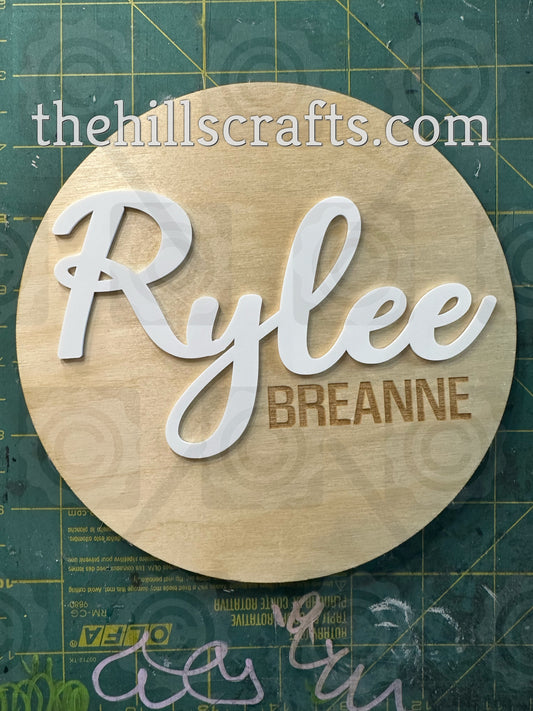 Custom Name Mum Center Circle or scalloped - Two Layers